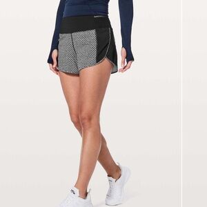 Lululemon Real Quick Short *Perforated 3.5"
Monochromic Black SZ 8